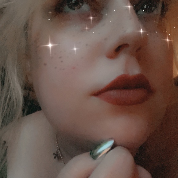 Meet your Posher, Sara - Picture 5 of 5